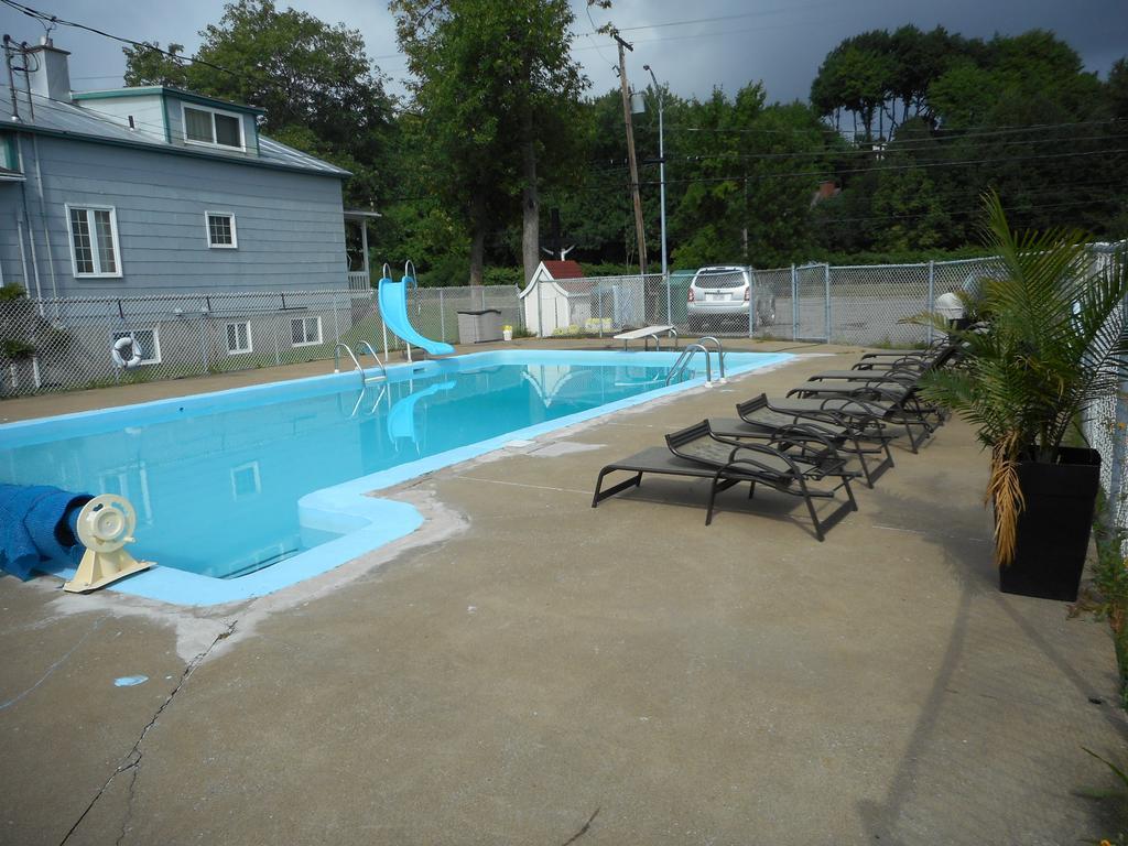 Motel Olympicケベックシティ エクステリア 写真